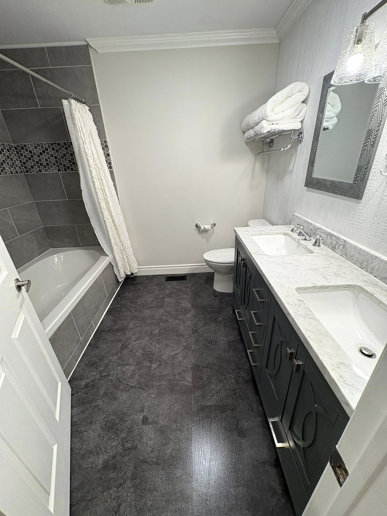 Modern bathroom